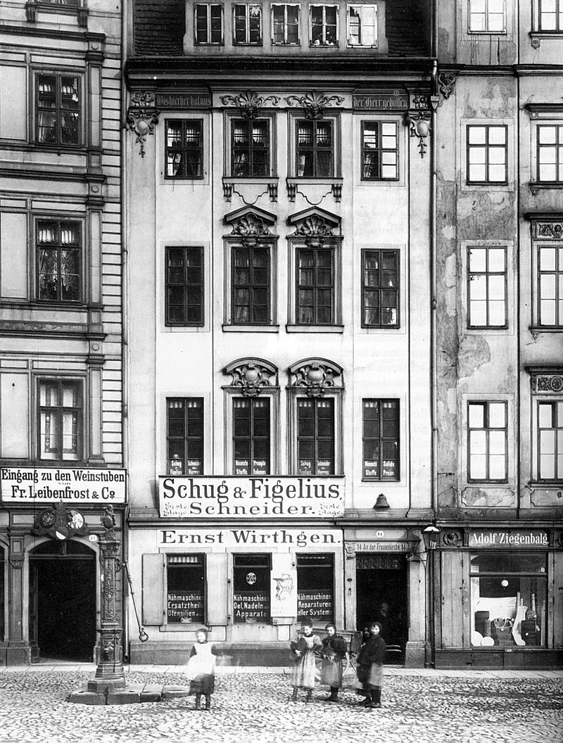 Familienforschung Sachsen: Georg Friedrich Steffgen (Steffigen) erwarb das Haus "An der Frauerkirche 14" in Dresden, im Jahr 1715.