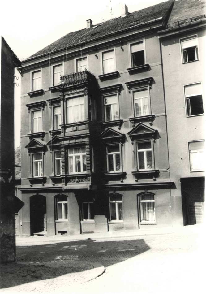 Familie Gerog Müller, Wohnhaus in der Pulsnitzer Str. 44.